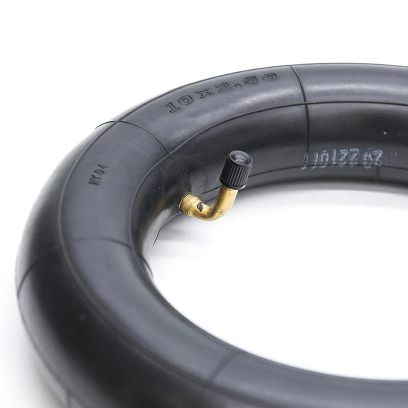 10x2,5 Belső Gumi (90° szelep)