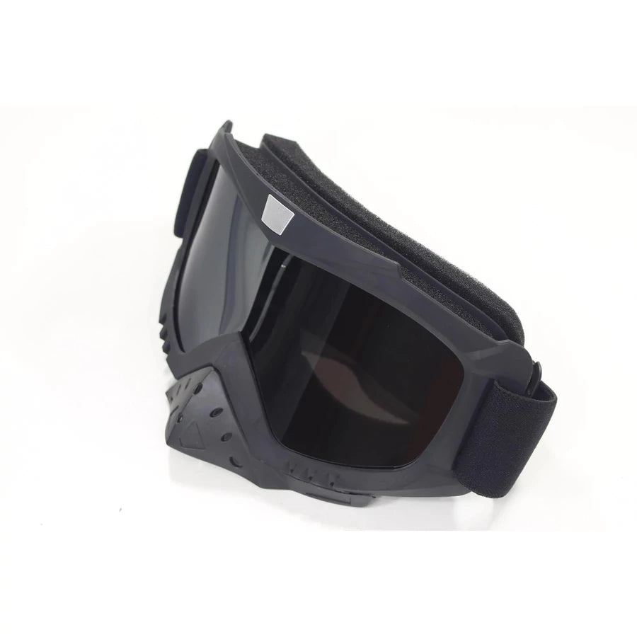 Cross Szemüveg (orrvédővel, matt fekete, sötétített)